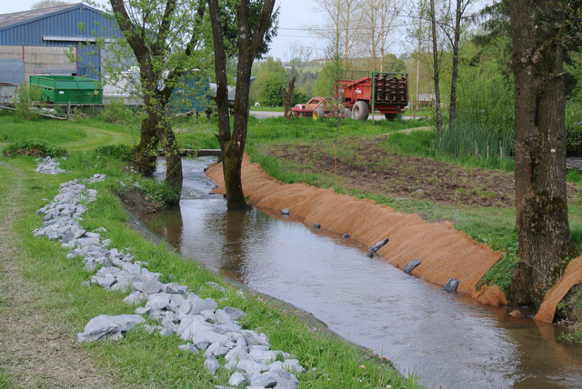 13-05-25 19-06-38 NIKON 1 V1 DSC_2295